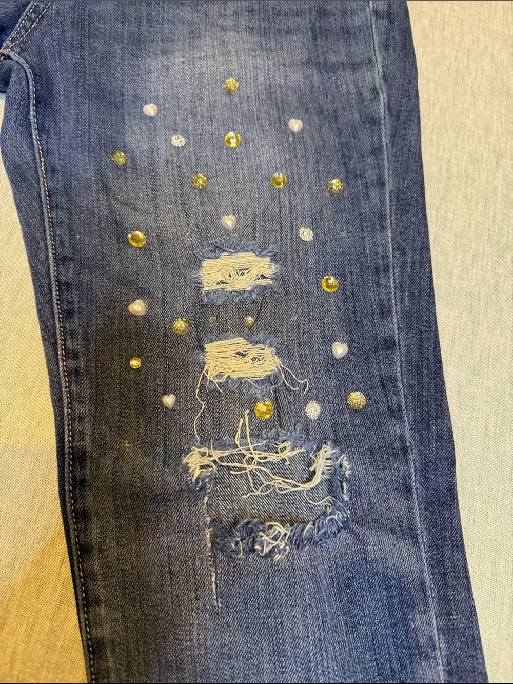 Forever 21 Dark Blue Distressed Boyfriend Jeans with Stud Accents - Picture 8 of 12